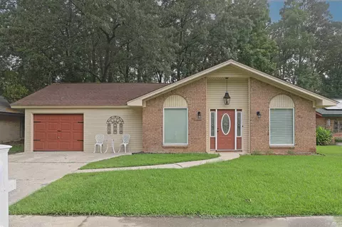 6905 White Oak Cv, White Hall, AR 71602