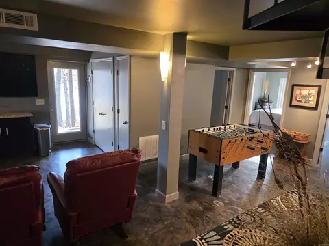 Entry Way - 348 Weldon Rd, Edgemont, AR 72044 photo 1 of 1