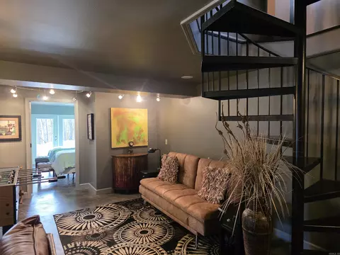 Living - 348 Weldon Rd, Edgemont, AR 72044 photo 4 of 6