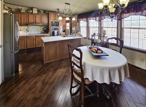 37 Edgewater Dr, Conway, AR 72032 photo 8