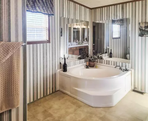 37 Edgewater Dr, Conway, AR 72032 photo 13