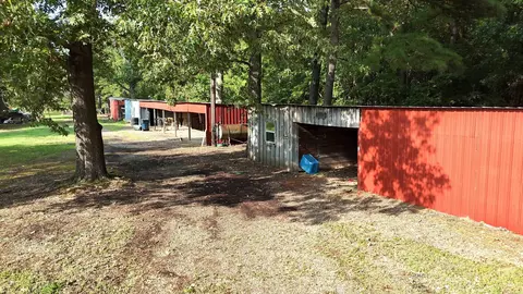 Exterior - 9201 Old Warren Rd, Pine Bluff, AR 71603 photo 17 of 20