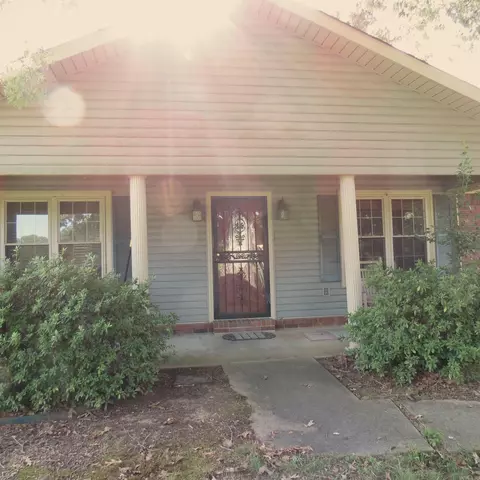 Exterior - 9201 Old Warren Rd, Pine Bluff, AR 71603 photo 7 of 20