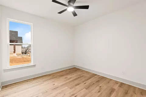Bedroom - 207 Michelle Dr, Beebe, AR 72012 photo 5 of 8