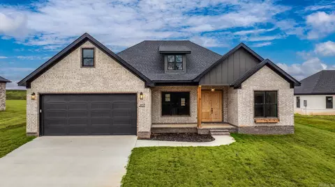 Exterior - 207 Michelle Dr, Beebe, AR 72012 photo 2 of 11