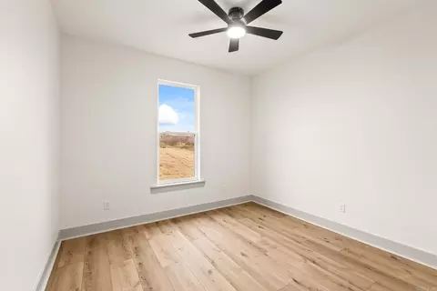 Bedroom - 207 Michelle Dr, Beebe, AR 72012 photo 8 of 8