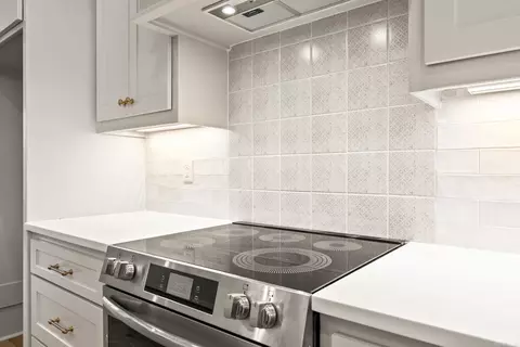 Kitchen - 207 Michelle Dr, Beebe, AR 72012 photo 4 of 6