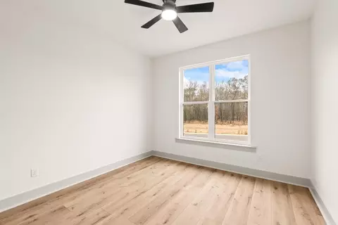 Bedroom - 207 Michelle Dr, Beebe, AR 72012 photo 3 of 8