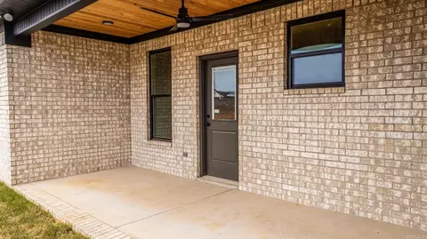 Exterior - 207 Michelle Dr, Beebe, AR 72012 photo 8 of 11