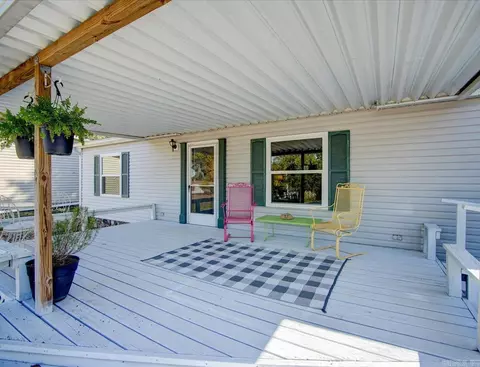 231 Century Cir, Hot Springs, AR 71913