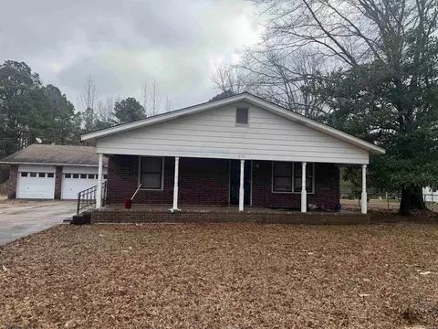 Exterior - 3703 Petty Rd, Pine Bluff, AR 71603 photo 2 of 6