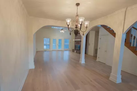 Living - 2550 Smith Ford Rd, Benton, AR 72019 photo 4 of 5