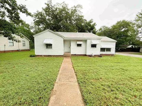 100 Lucy St, Searcy, AR 72143