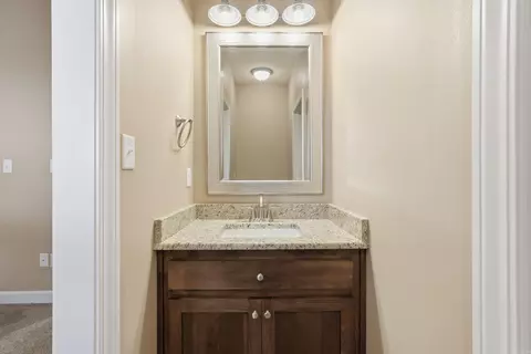 Bath - 2406 Aberdeen Dr, Bryant, AR 72019 photo 2 of 8