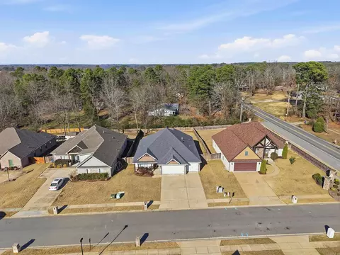 View/Area - 2406 Aberdeen Dr, Bryant, AR 72019 photo 2 of 2