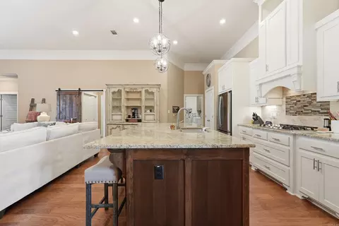 Kitchen - 2406 Aberdeen Dr, Bryant, AR 72019 photo 1 of 5