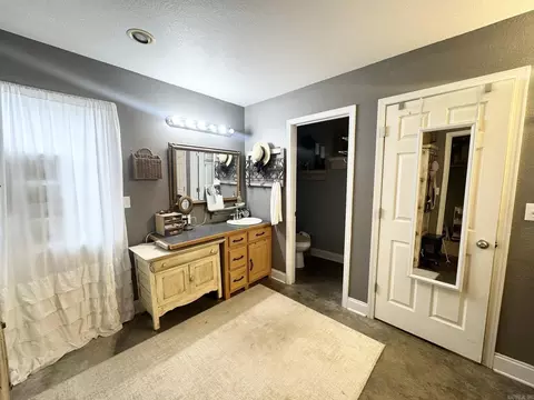 656 Pitard Loop, Mountain View, AR 72560 photo 14