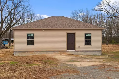 105 Walker St, Ward, AR 72176