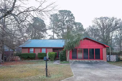 409 Mockingbird Ln, El Dorado, AR 71730