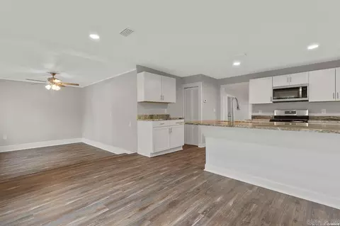 Other - 819 Hall St, Malvern, AR 72104 photo 6 of 13