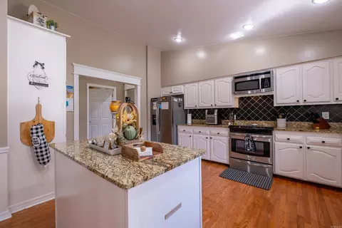 Kitchen - 151 Hardester Dr, Cabot, AR 72023 photo 1 of 4