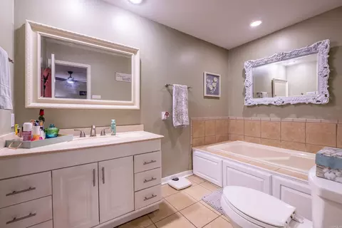 Bath - 151 Hardester Dr, Cabot, AR 72023 photo 1 of 3