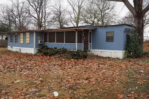 138 Connerly Bayou Rd, Lake Village, AR 71653