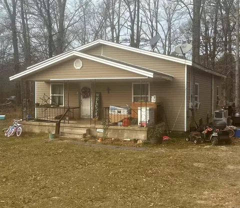 72 Curtis Rd, Gurdon, AR 71743