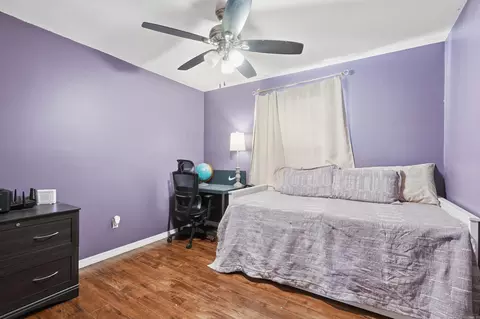 Bedroom - 1906 Arrowhead Ln, Conway, AR 72034 photo 4 of 5