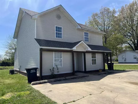 Exterior - 927-929 E Margret, Piggott, AR 72454 photo 2 of 6