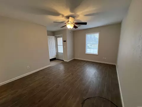 Living - 927-929 E Margret, Piggott, AR 72454 photo 3 of 7