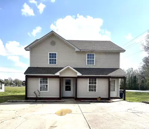 927-929 E Margret, Piggott, AR 72454