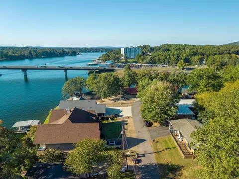108 Bridgeview Cir, Hot Springs, AR 71913