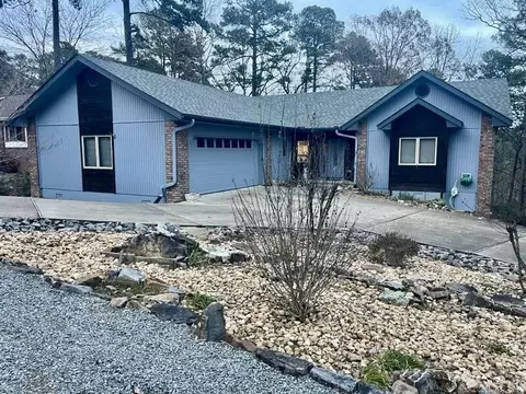 7 Coronado Ln, Hot Springs Village, AR 71909