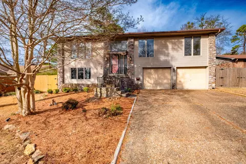 3210 Rocky Ct, Little Rock, AR 72227