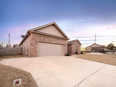 201 Creek View Dr, Austin, AR 72007 photo 4