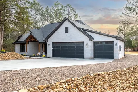 45 Pizarro Dr, Hot Springs Village, AR 71909