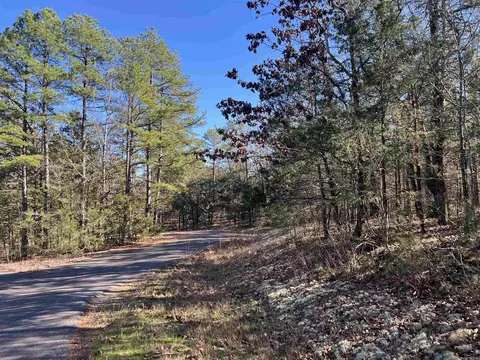 14 Perfecto Ct, Hot Springs Village, AR 71909