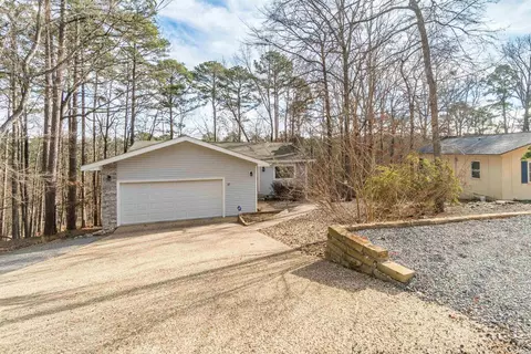 27 Malaga Cir, Hot Springs Village, AR 71909