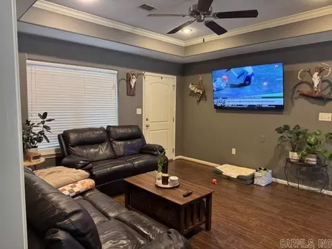 Living - 3630 Pathstone Cir, Conway, AR 72032 photo 2 of 2
