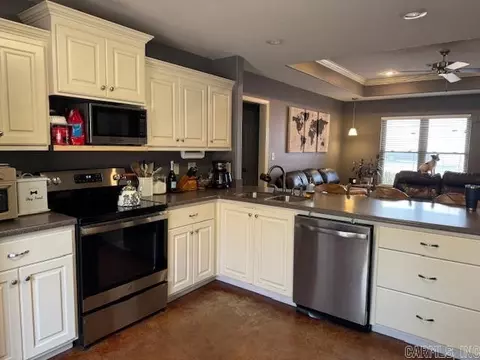Kitchen - 3630 Pathstone Cir, Conway, AR 72032 photo 1 of 2