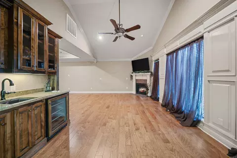 Living - 1795 W Hwy 64, El Paso, AR 72045 photo 6 of 8
