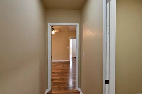 Entry Way - 1300 W 28th Ave, Pine Bluff, AR 71603 photo 2 of 3