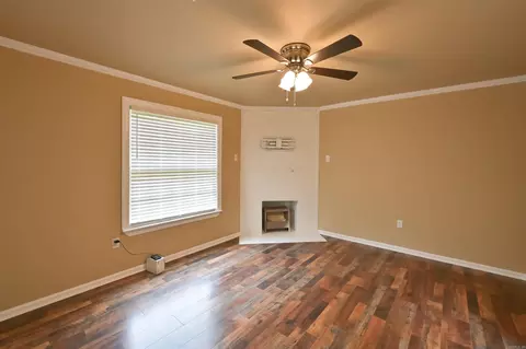 Living - 1300 W 28th Ave, Pine Bluff, AR 71603 photo 7 of 7