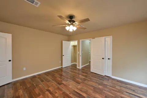 Bedroom - 1300 W 28th Ave, Pine Bluff, AR 71603 photo 1 of 3