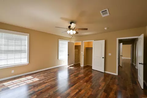 Bedroom - 1300 W 28th Ave, Pine Bluff, AR 71603 photo 3 of 3