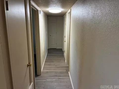 Entry Way - 209 N Pear St, Beebe, AR 72012 photo 1 of 2