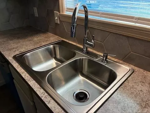 Kitchen - 209 N Pear St, Beebe, AR 72012 photo 7 of 7
