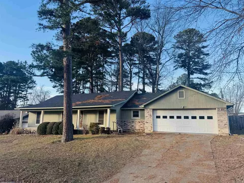 1070 Choctaw Ave, Camden, AR 71701