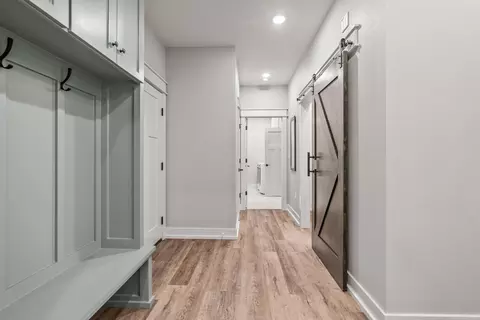 Entry Way - 17 Republican, Greenbrier, AR 72058 photo 4 of 6